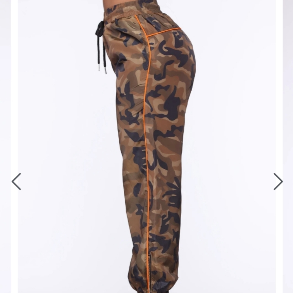 Woman's camo windbreaker track pants